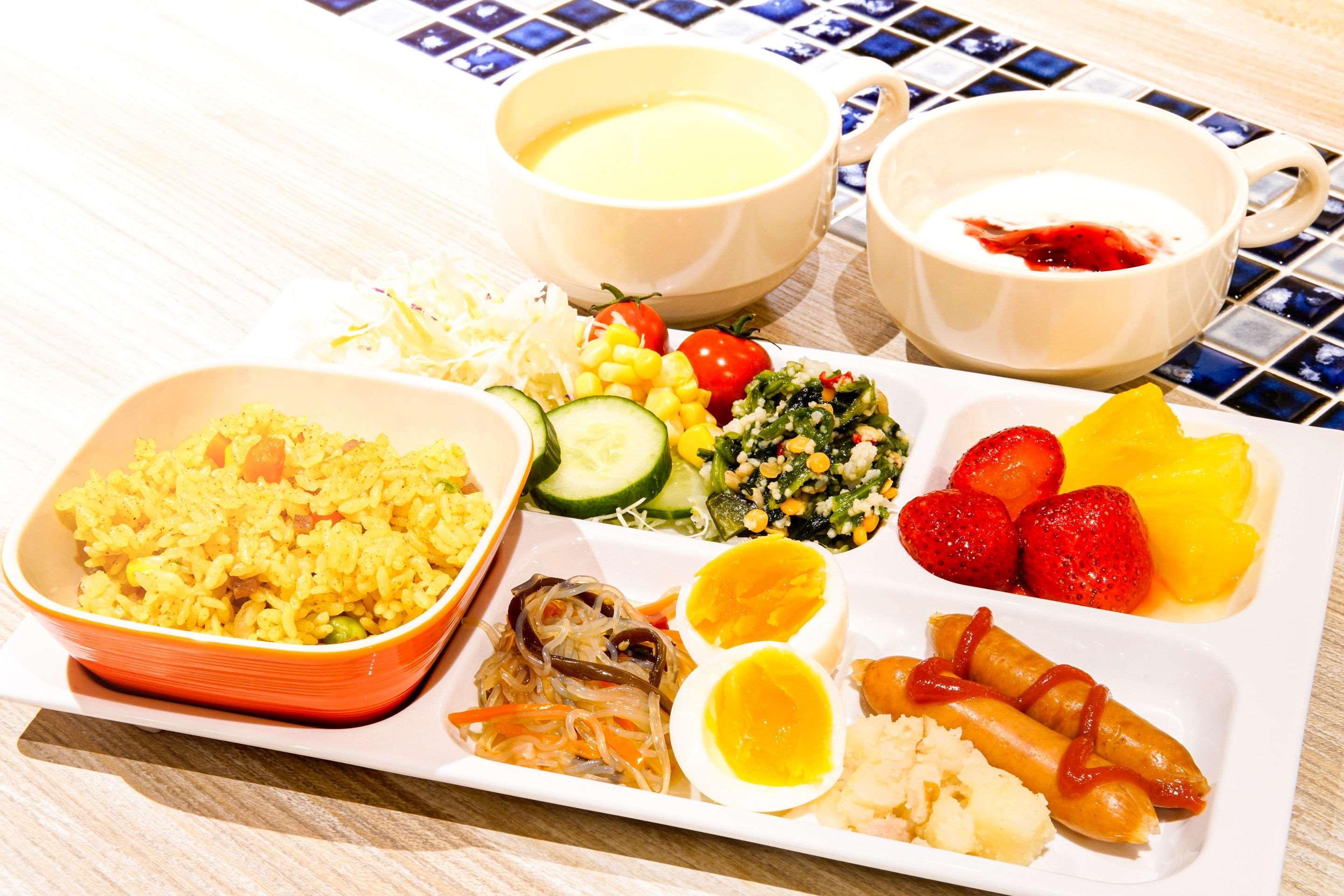 Comfort Shinkansenguchi Hotel 3*